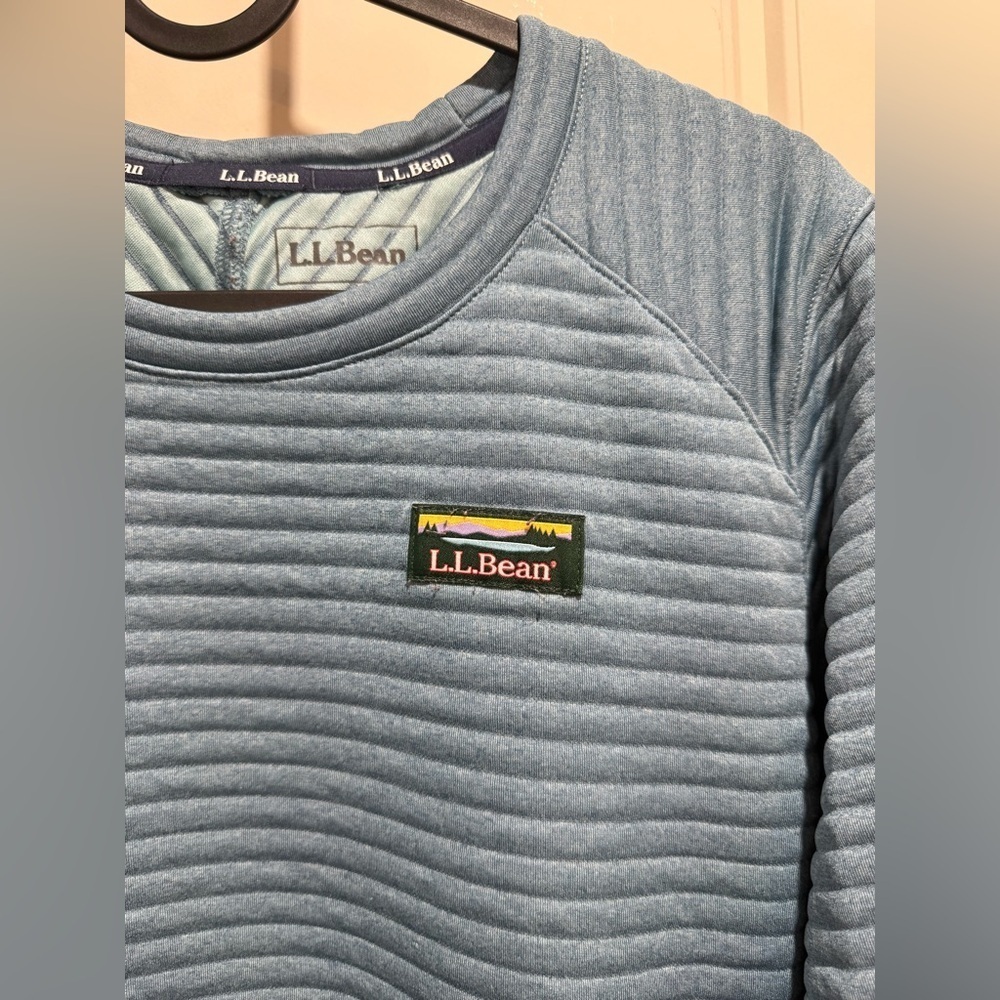L.L Bean Sweater - Picture 3 of 6